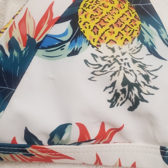 NEW High Waisted Zaful Bikini Size Medium - Picture 2 of 3